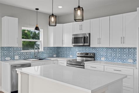 702 Perkins Court Granbury TX 76048
