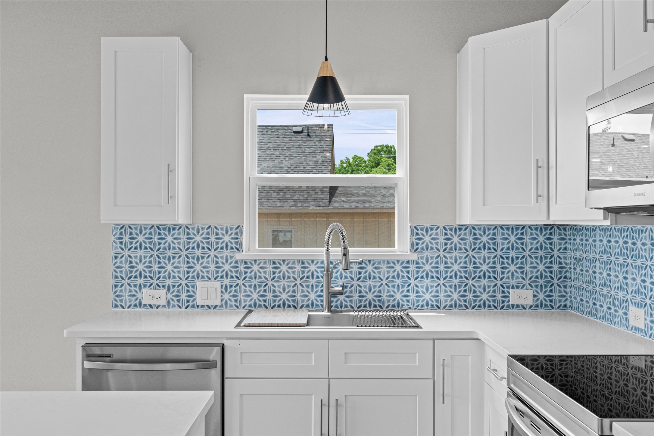 702 Perkins Court Granbury TX 76048
