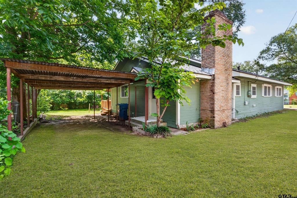 101 E College Street Big Sandy TX 75755