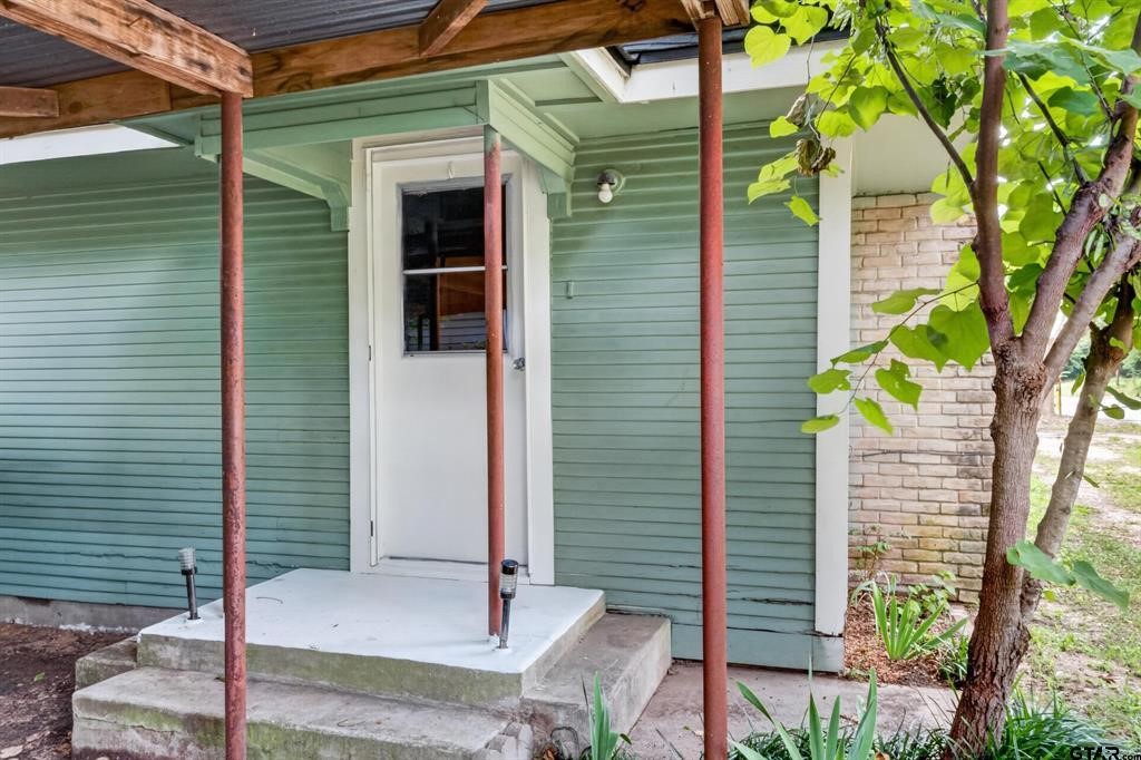101 E College Street Big Sandy TX 75755