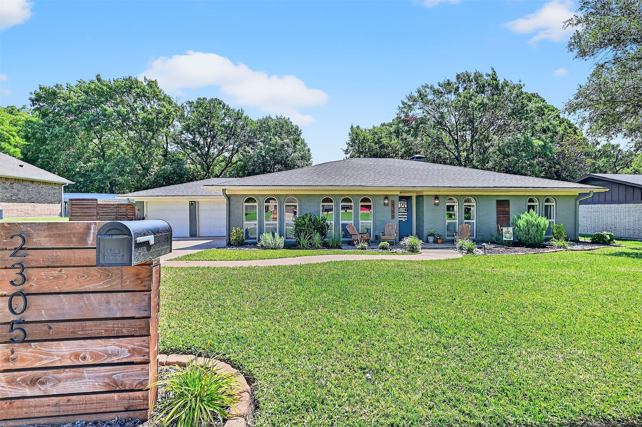 2305 Ridgewood Drive Sherman TX 75092