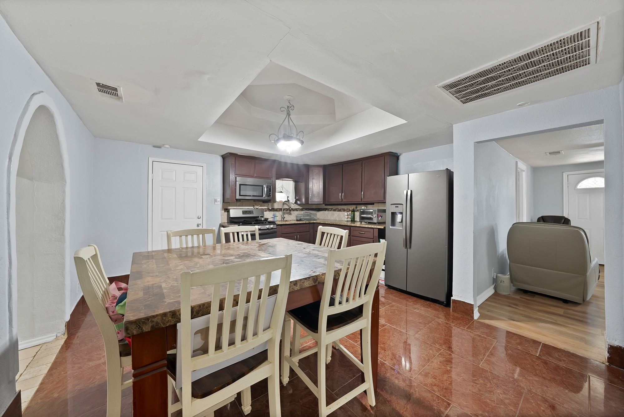 1717 E Harvey Avenue Fort Worth TX 76104
