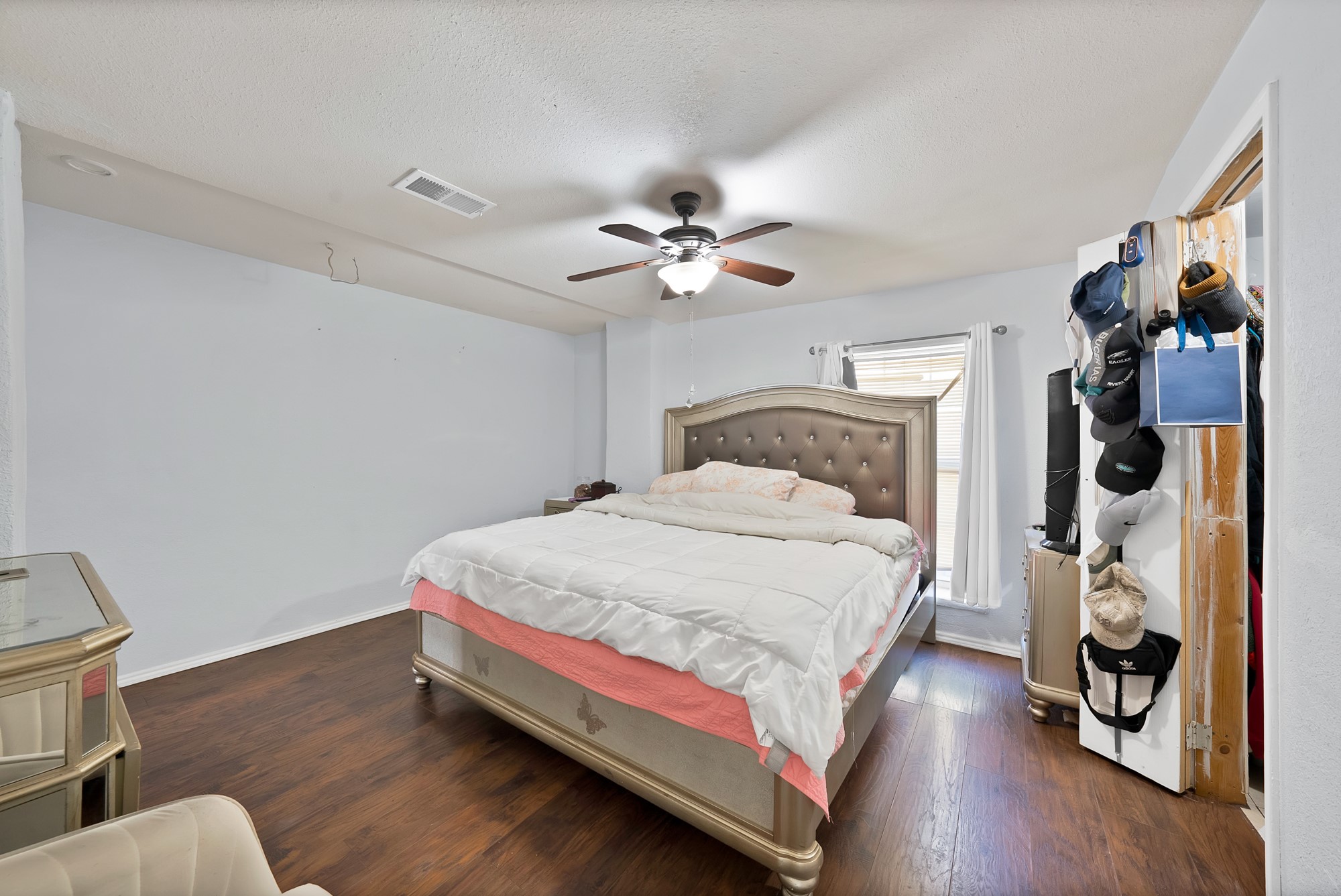 1717 E Harvey Avenue Fort Worth TX 76104