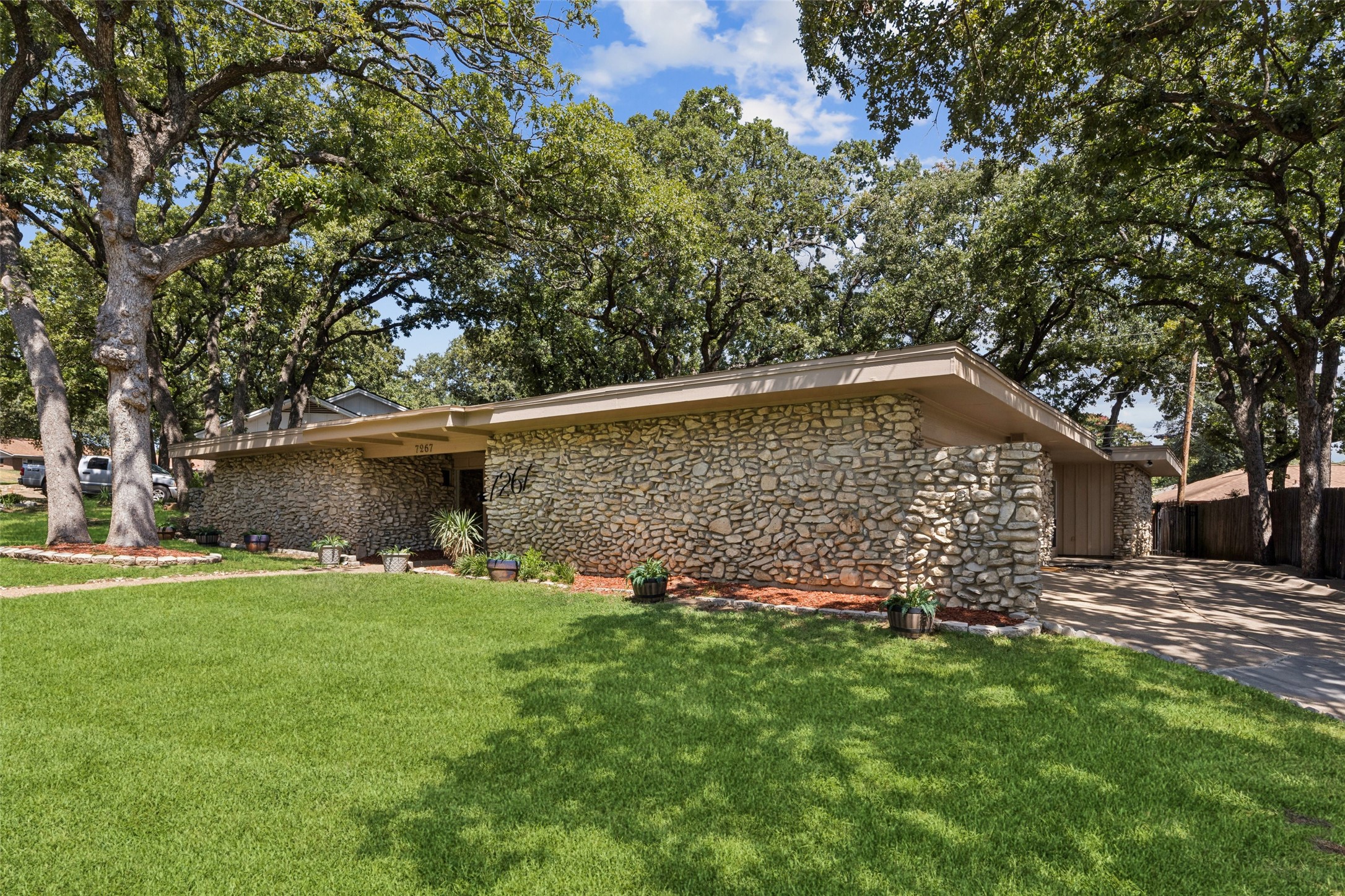 7267 Madeira Drive Fort Worth TX 76112