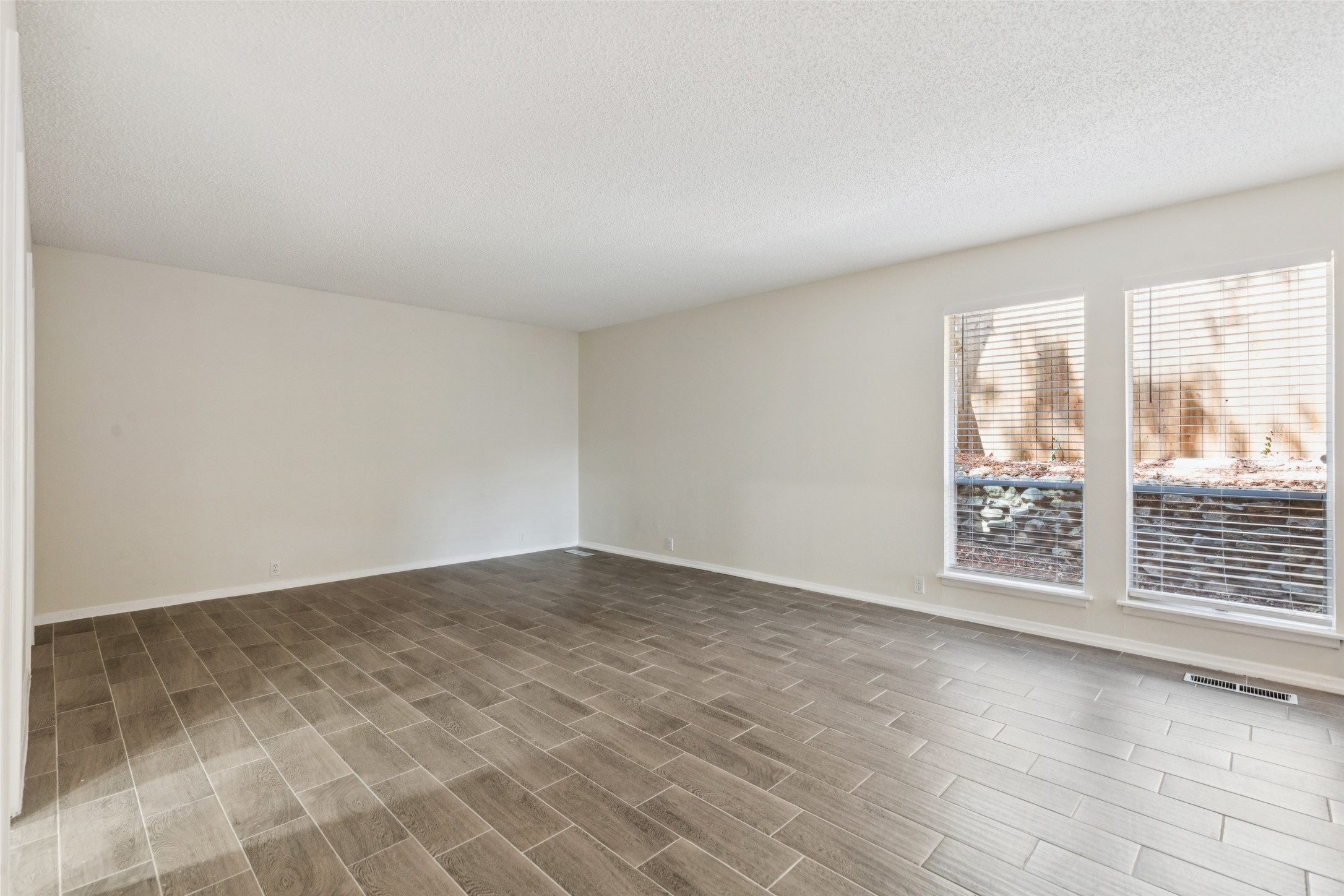 7267 Madeira Drive Fort Worth TX 76112