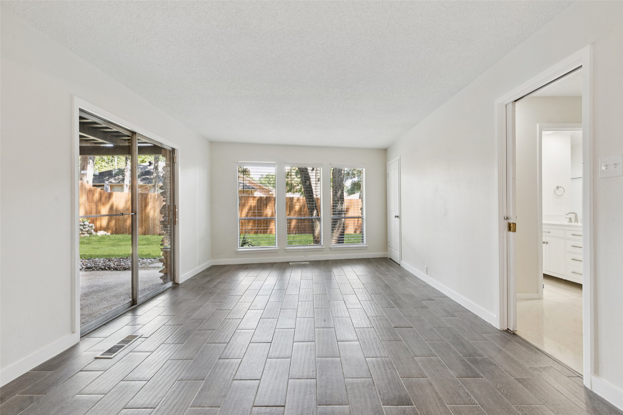 7267 Madeira Drive Fort Worth TX 76112