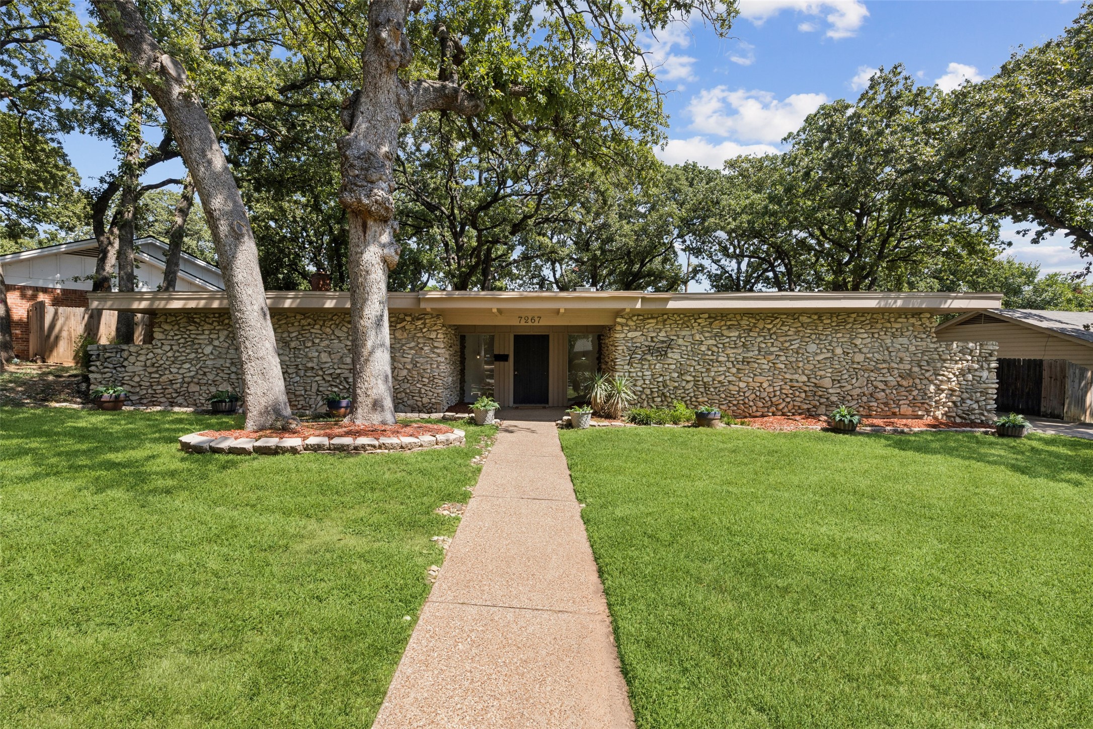 7267 Madeira Drive Fort Worth TX 76112