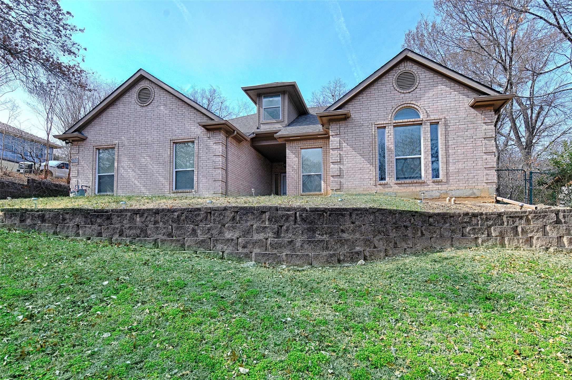 400 Dale Hollow Road Fort Worth TX 76103
