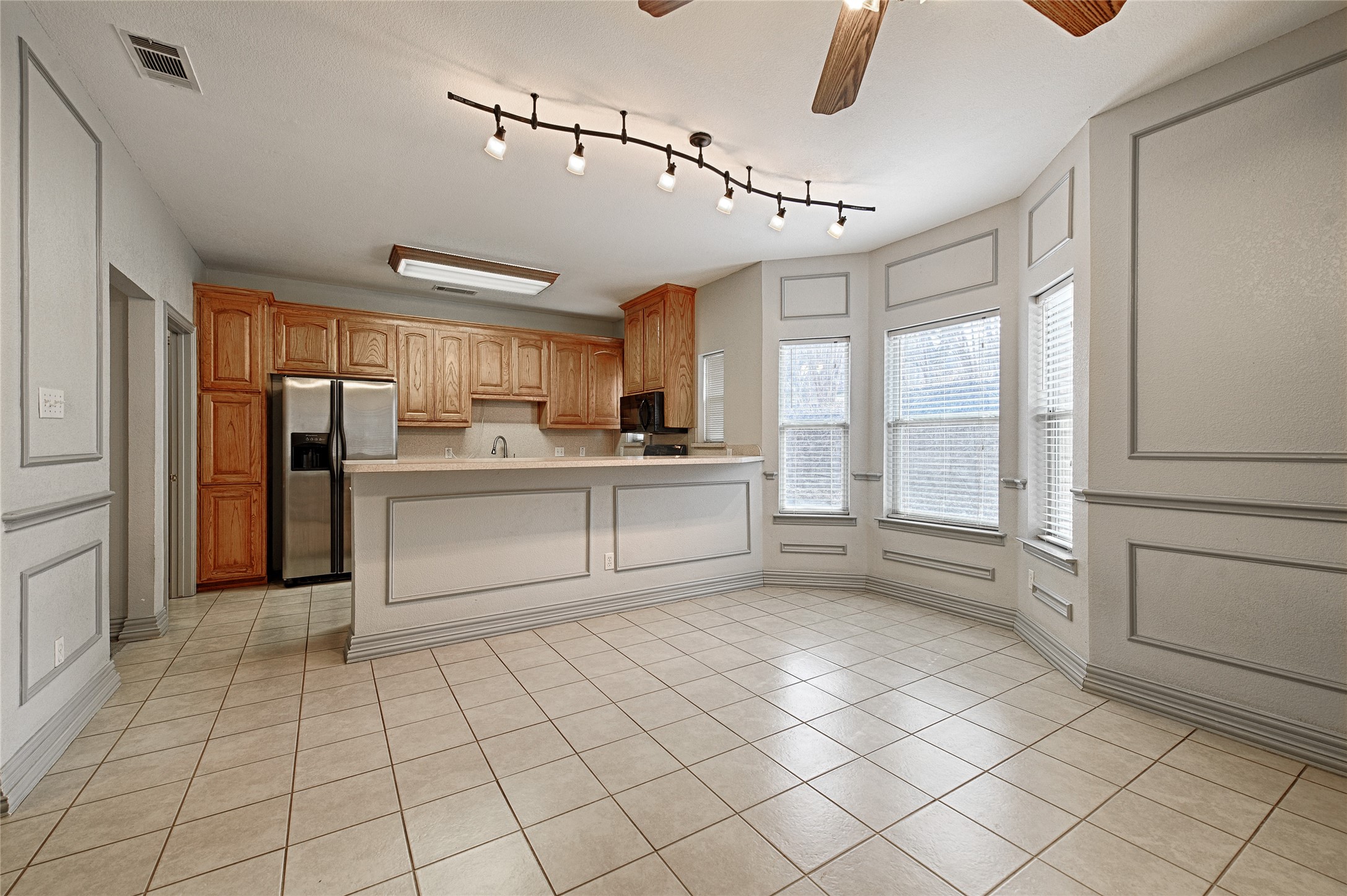 400 Dale Hollow Road Fort Worth TX 76103