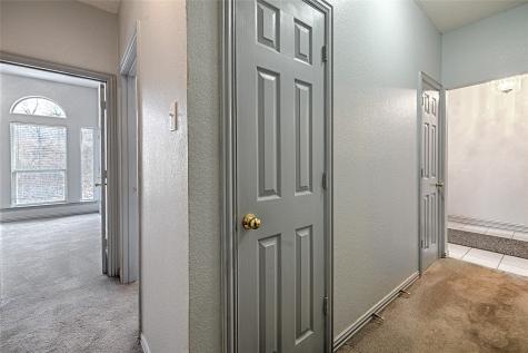 400 Dale Hollow Road Fort Worth TX 76103