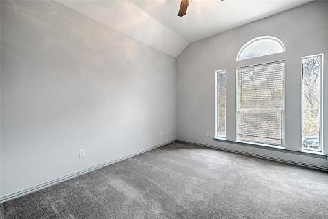 400 Dale Hollow Road Fort Worth TX 76103