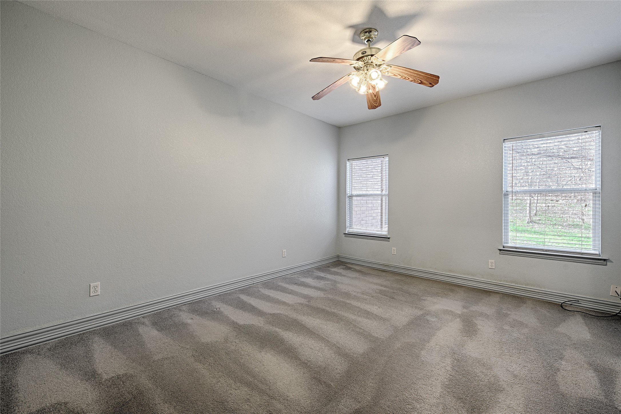 400 Dale Hollow Road Fort Worth TX 76103
