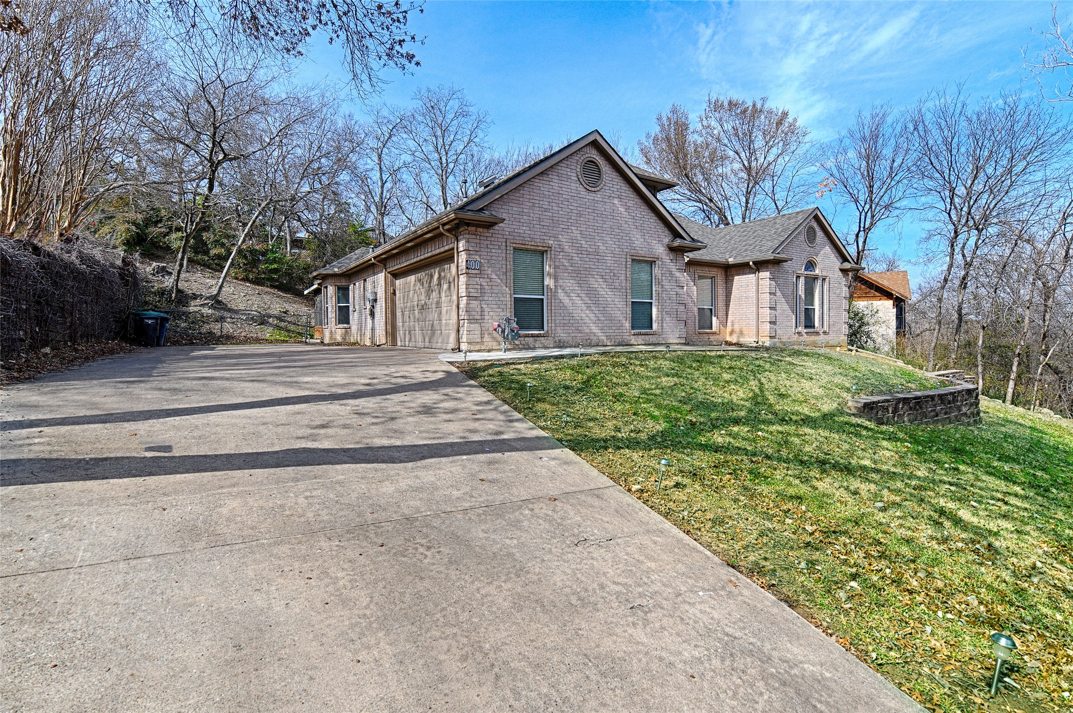 400 Dale Hollow Road Fort Worth TX 76103