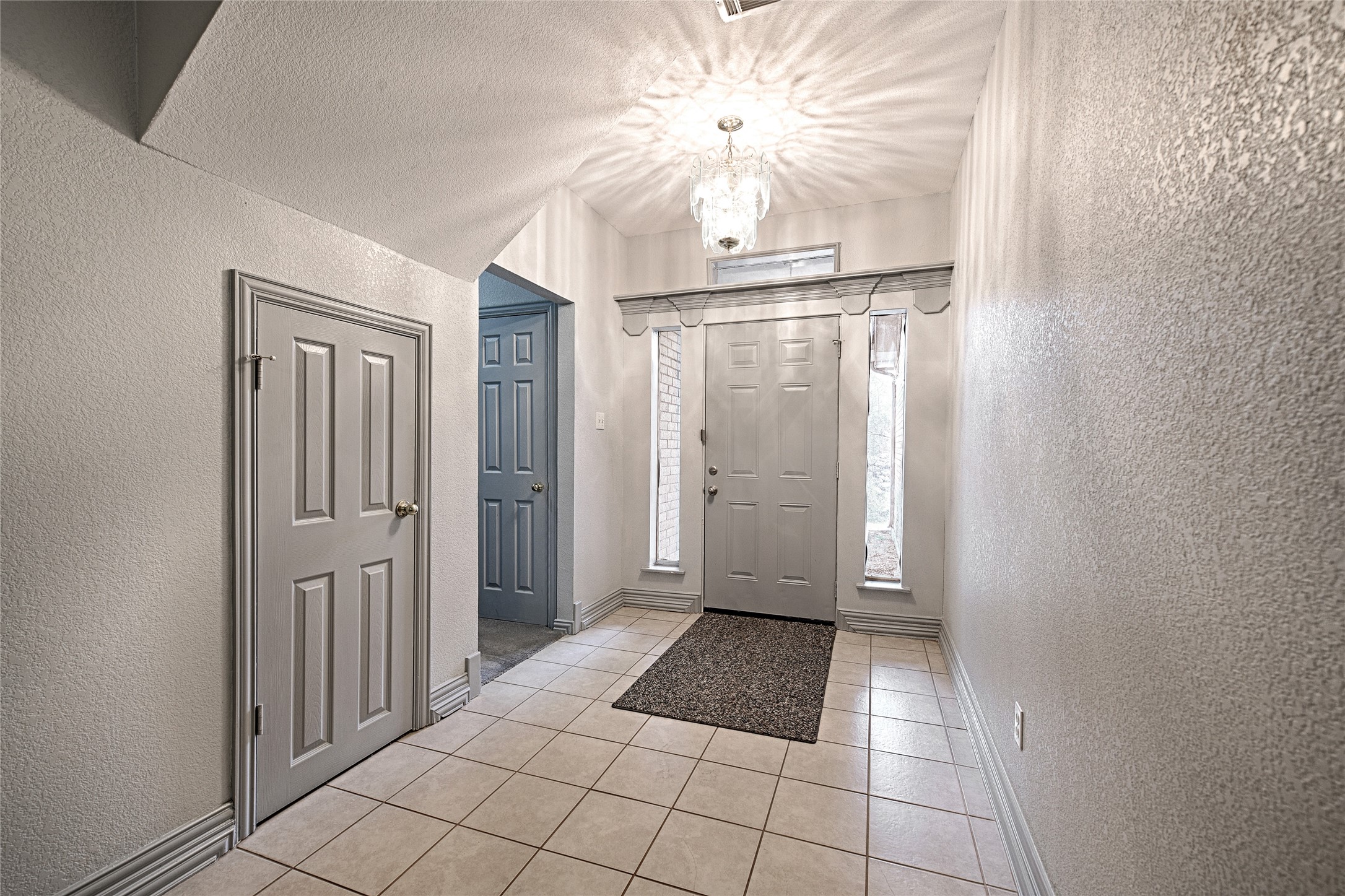 400 Dale Hollow Road Fort Worth TX 76103