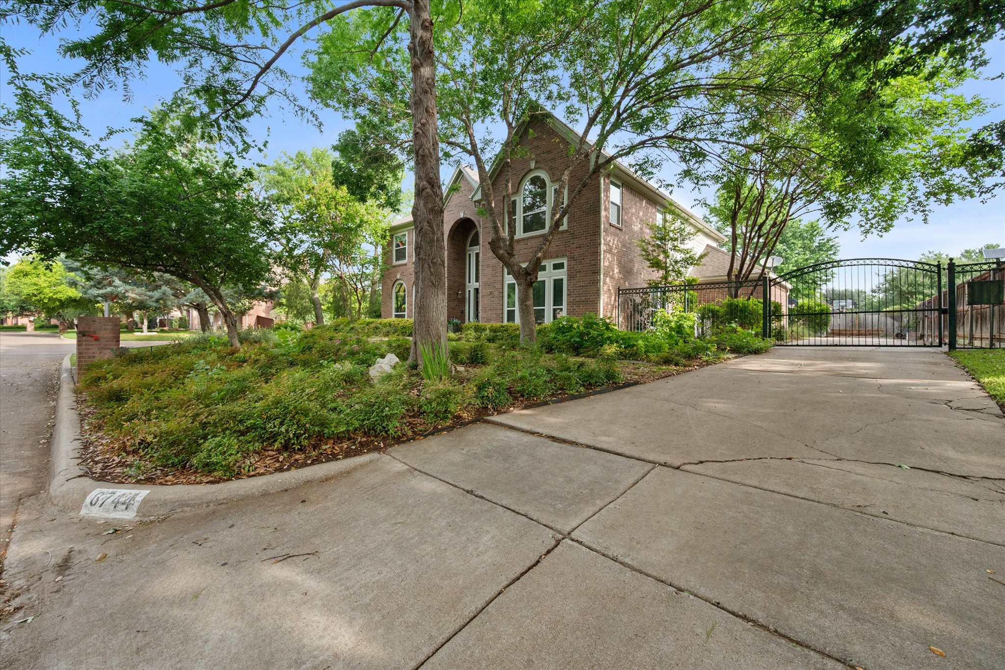 6744 Clear Spring Drive Fort Worth TX 76132
