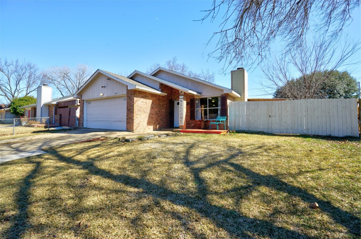 828 Bitter Creek Drive Dallas TX 75217