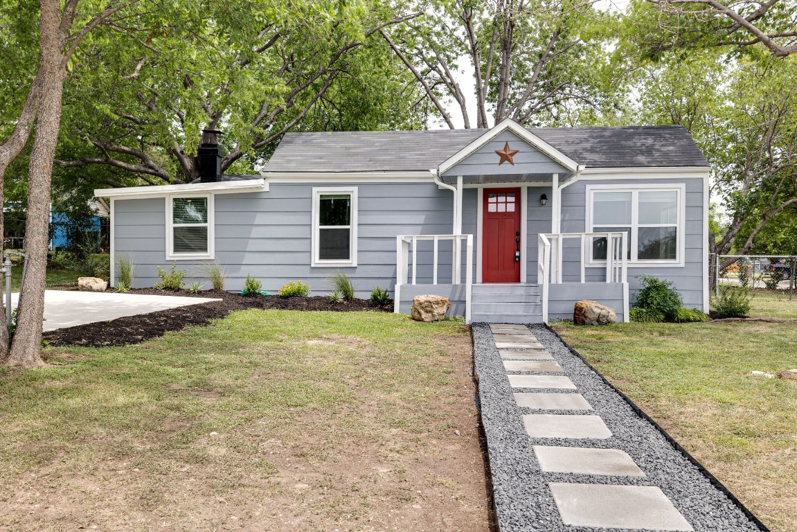 5500 Dartmouth Avenue River Oaks TX 76114