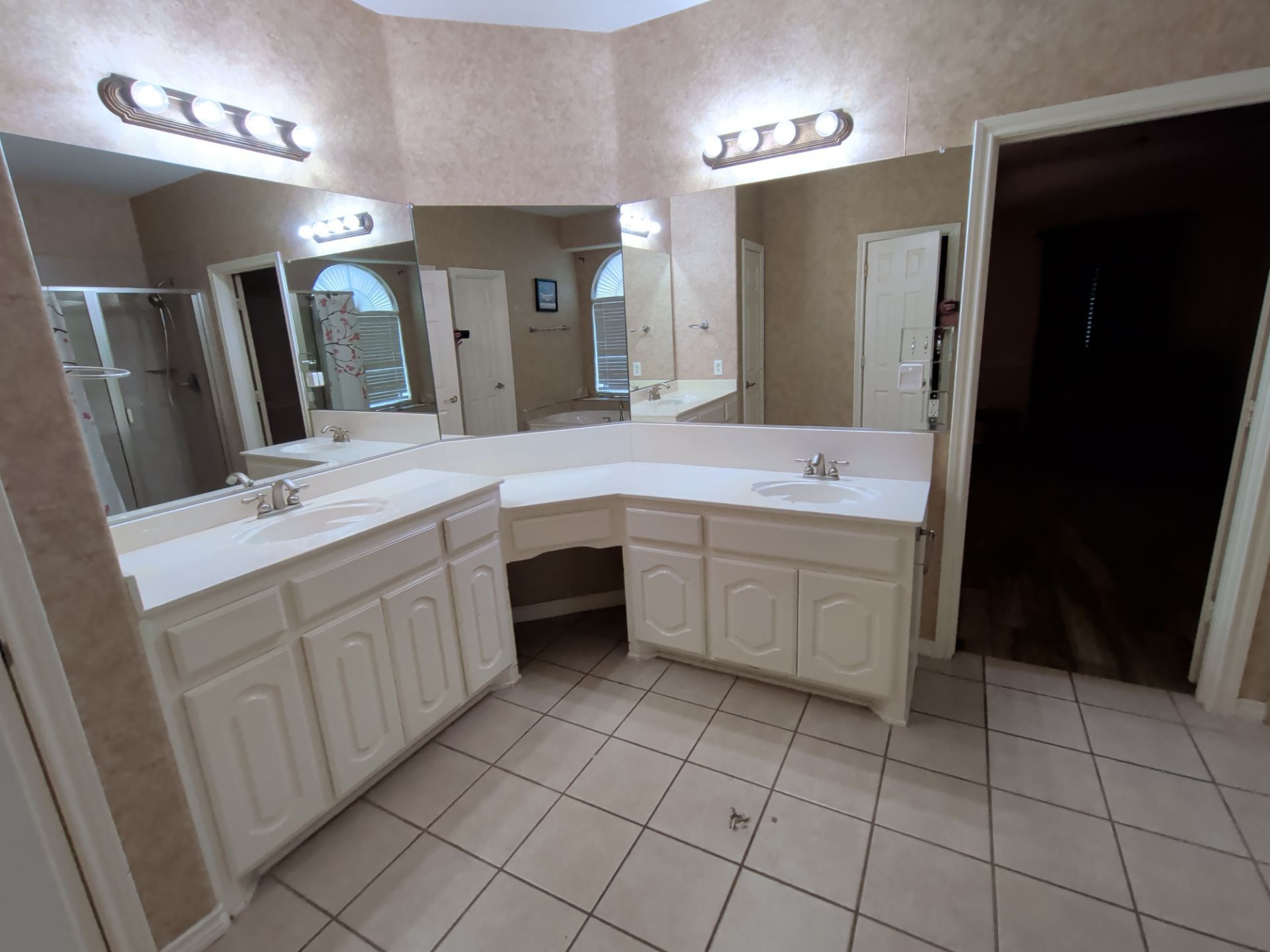 917 Greenfield Court Kennedale TX 76060