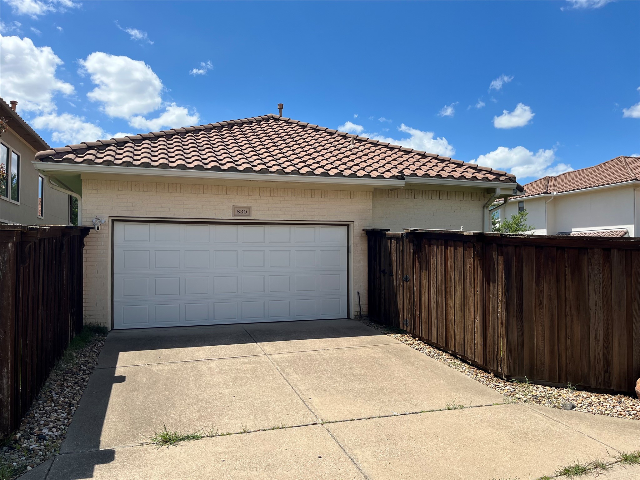 830 La Cima Irving TX 75039