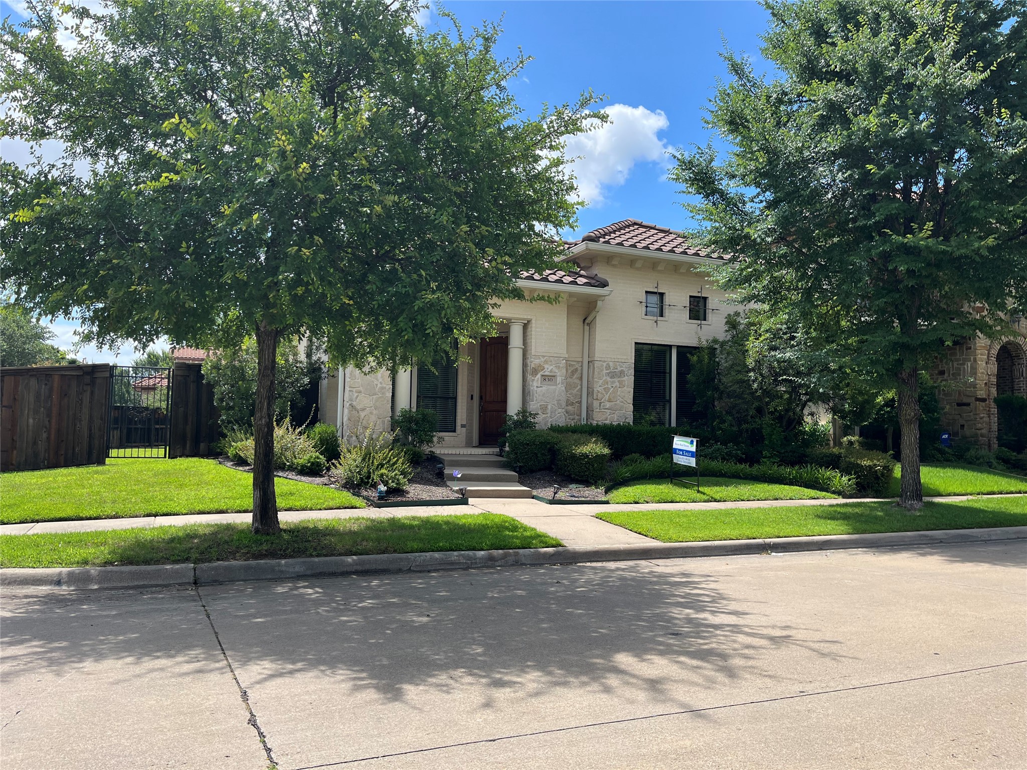 830 La Cima Irving TX 75039