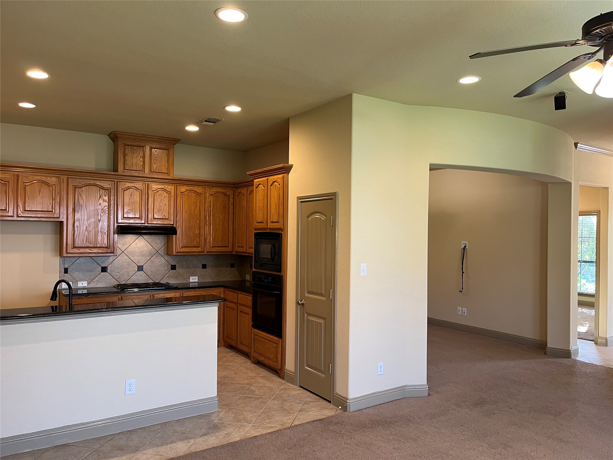 830 La Cima Irving TX 75039