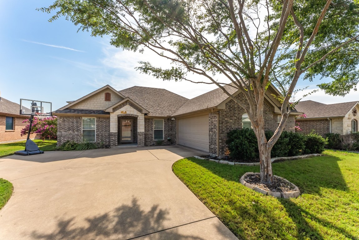 110 Atlantic Avenue Waxahachie TX 75165