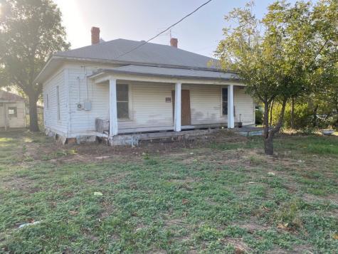 740 Herron Street Moran TX 76464