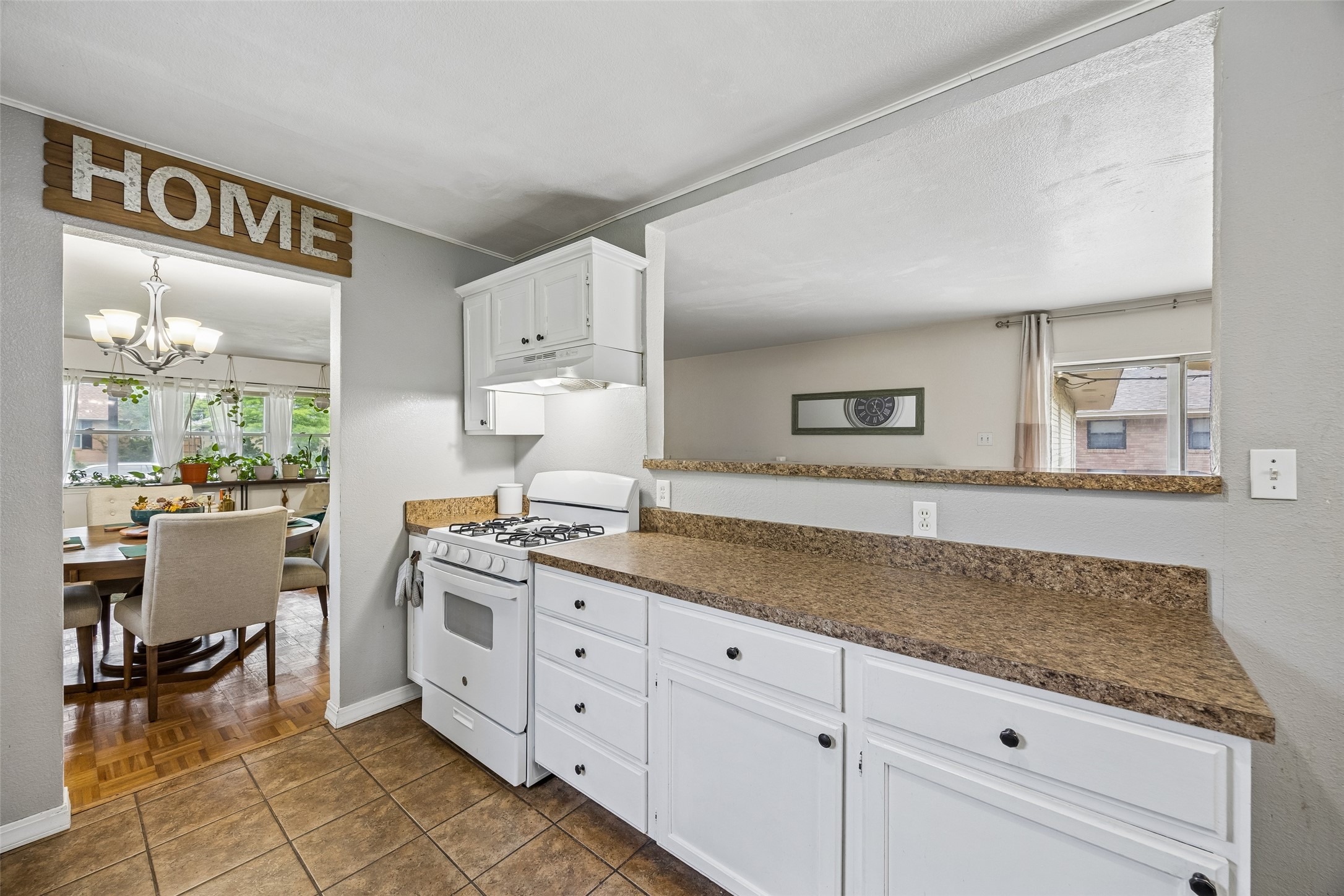 132 W Kenwood Drive Garland TX 75041