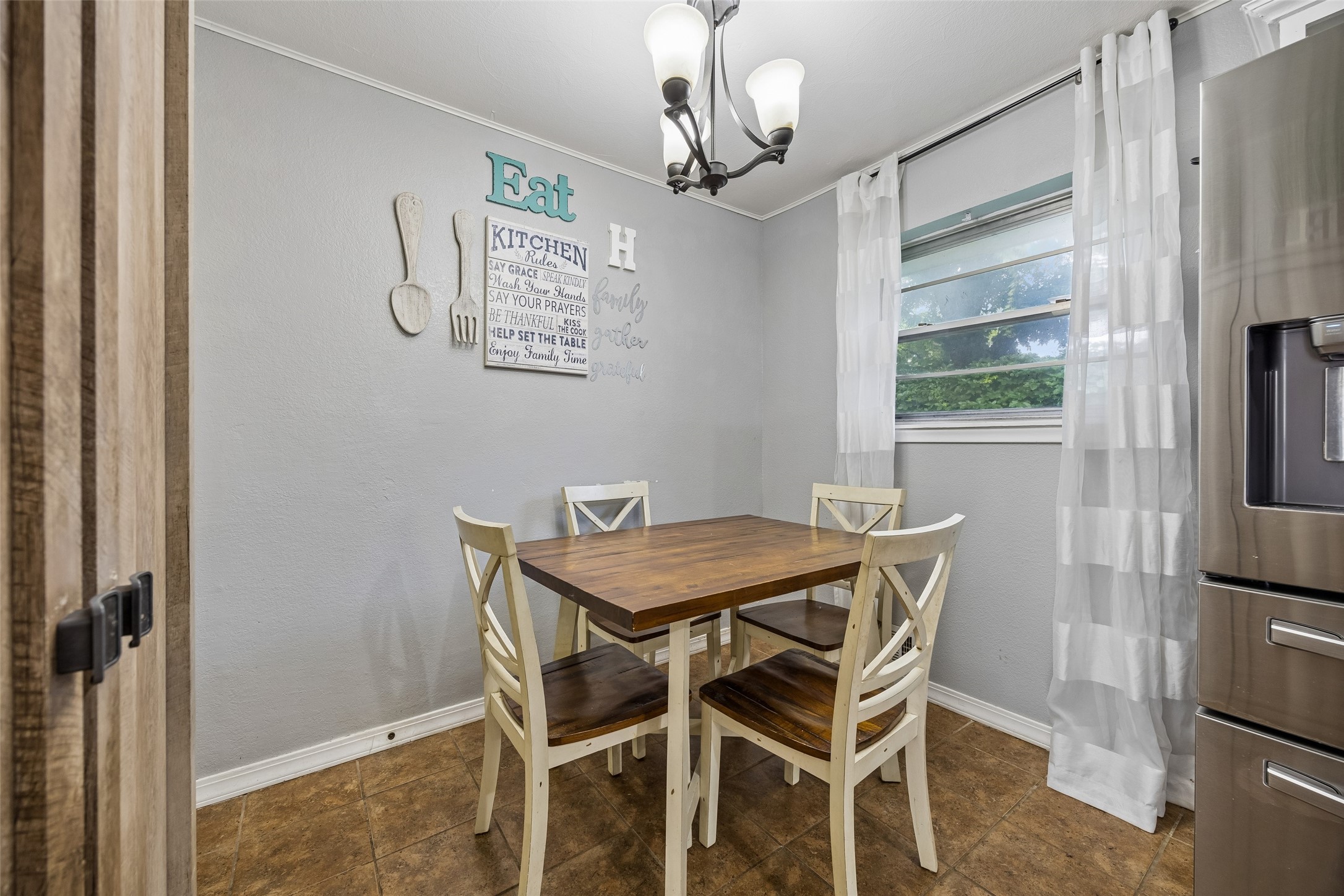 132 W Kenwood Drive Garland TX 75041