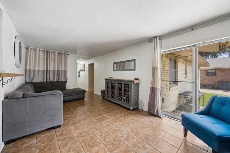 132 W Kenwood Drive Garland TX 75041