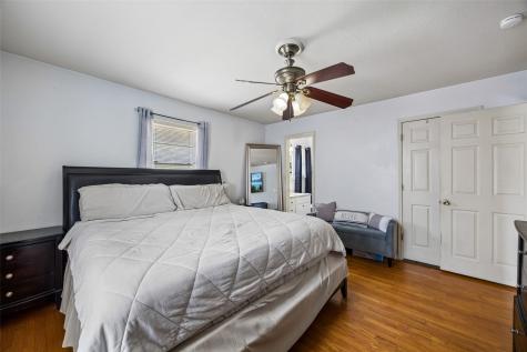 132 W Kenwood Drive Garland TX 75041