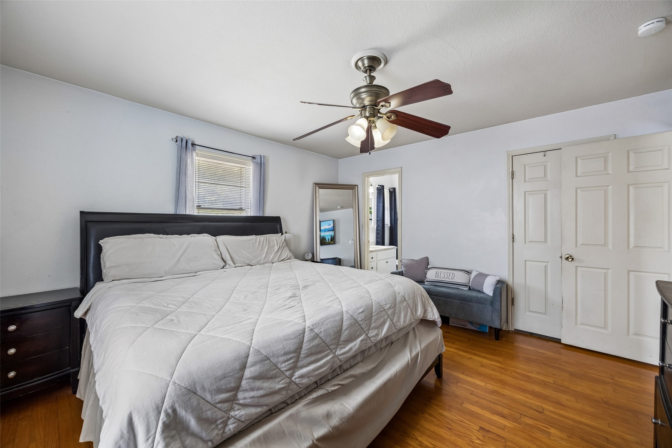 132 W Kenwood Drive Garland TX 75041