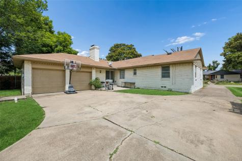 132 W Kenwood Drive Garland TX 75041