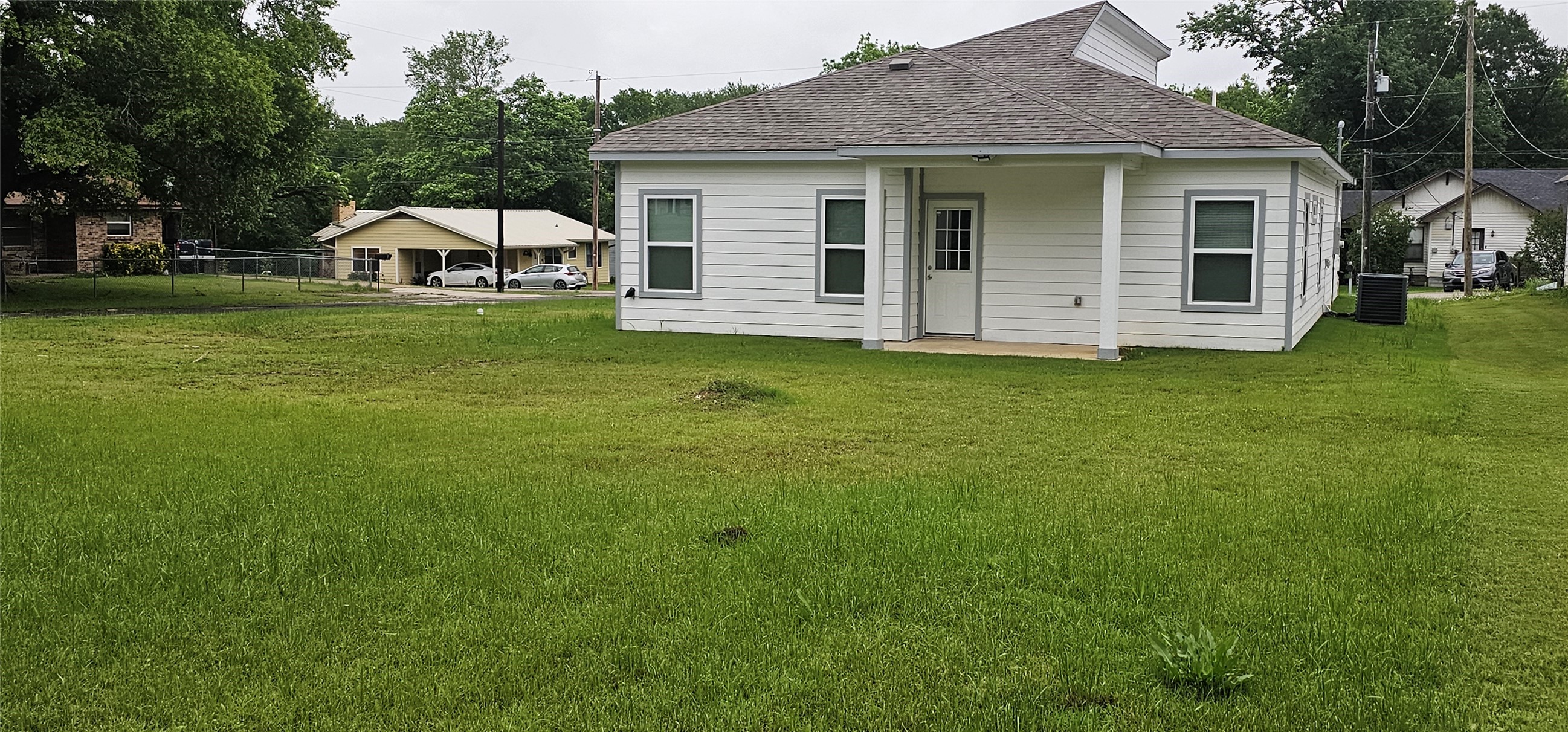 525 N Washington Street Grand Saline TX 75140