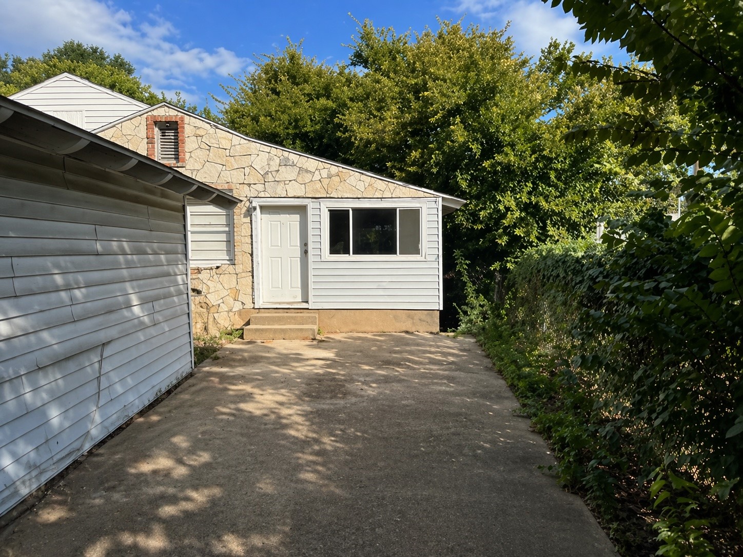 403 N Tennant Street Dallas TX 75208