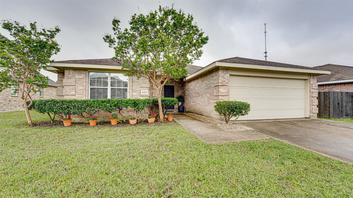 609 Love Lane Royse City TX 75189