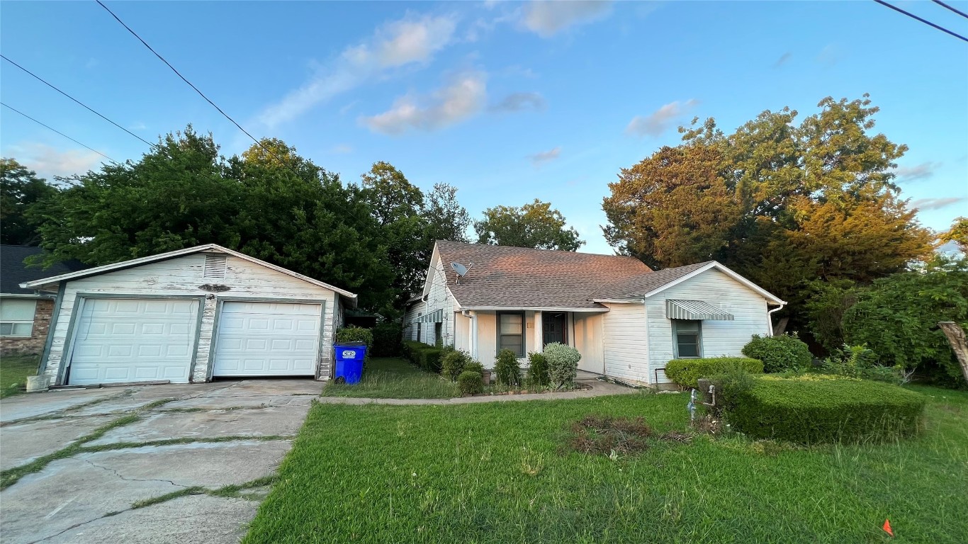 302 W Buffalo Street Forney TX 75126