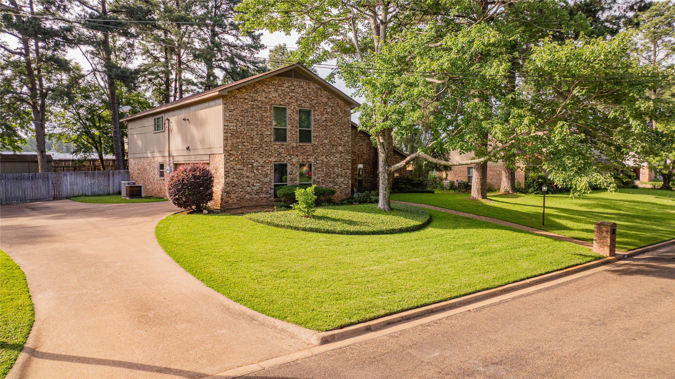 108 Wildwood Street Longview TX 75604