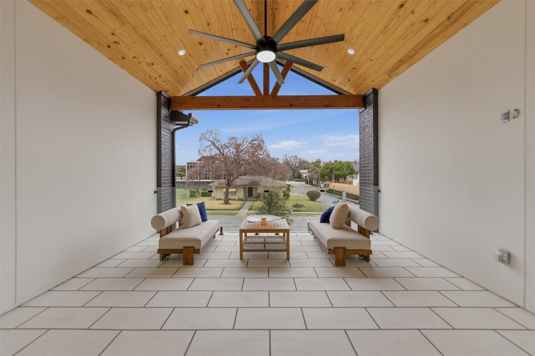 7503 Robin Road Dallas TX 75209
