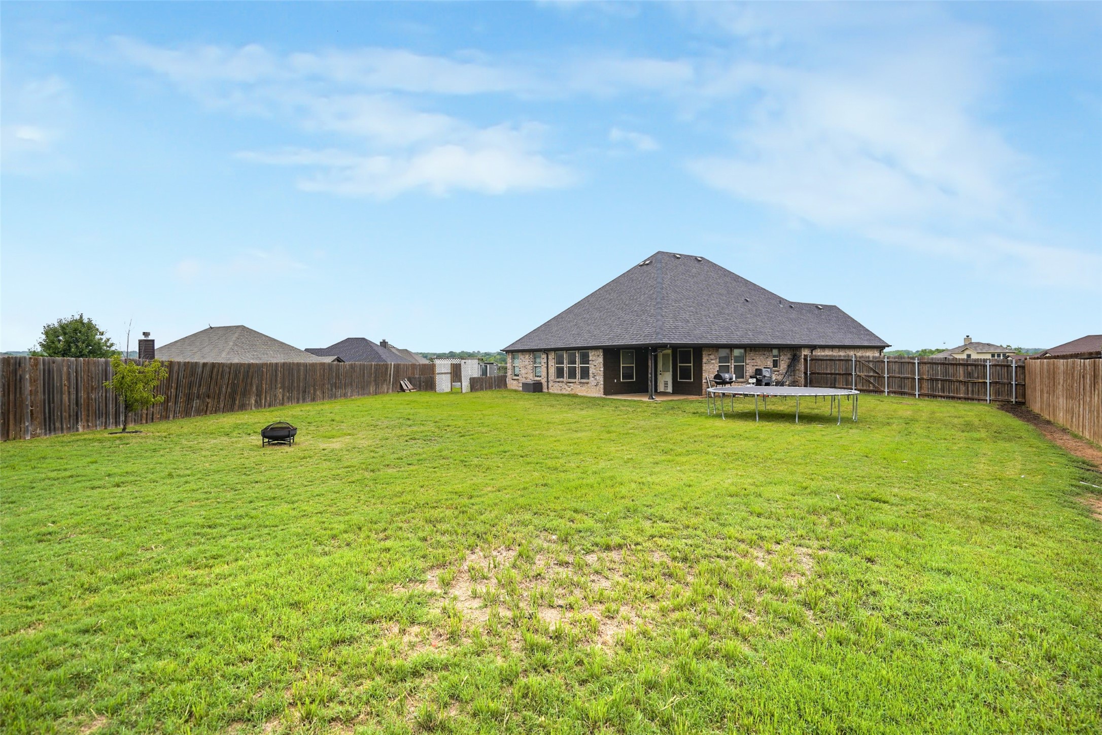 3016 Ridgemont Court Weatherford TX 76086