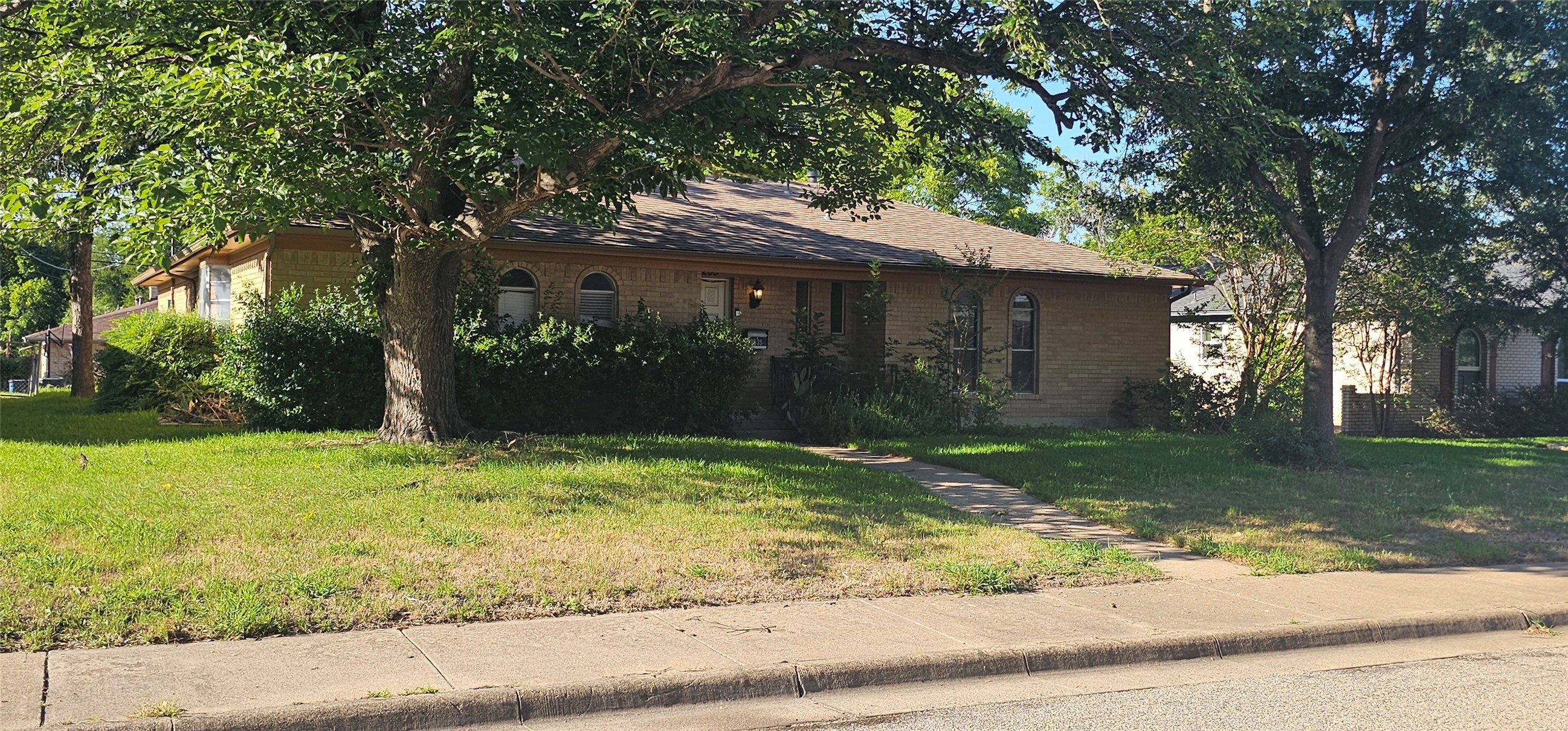 2235 Babalos Lane Dallas TX 75228
