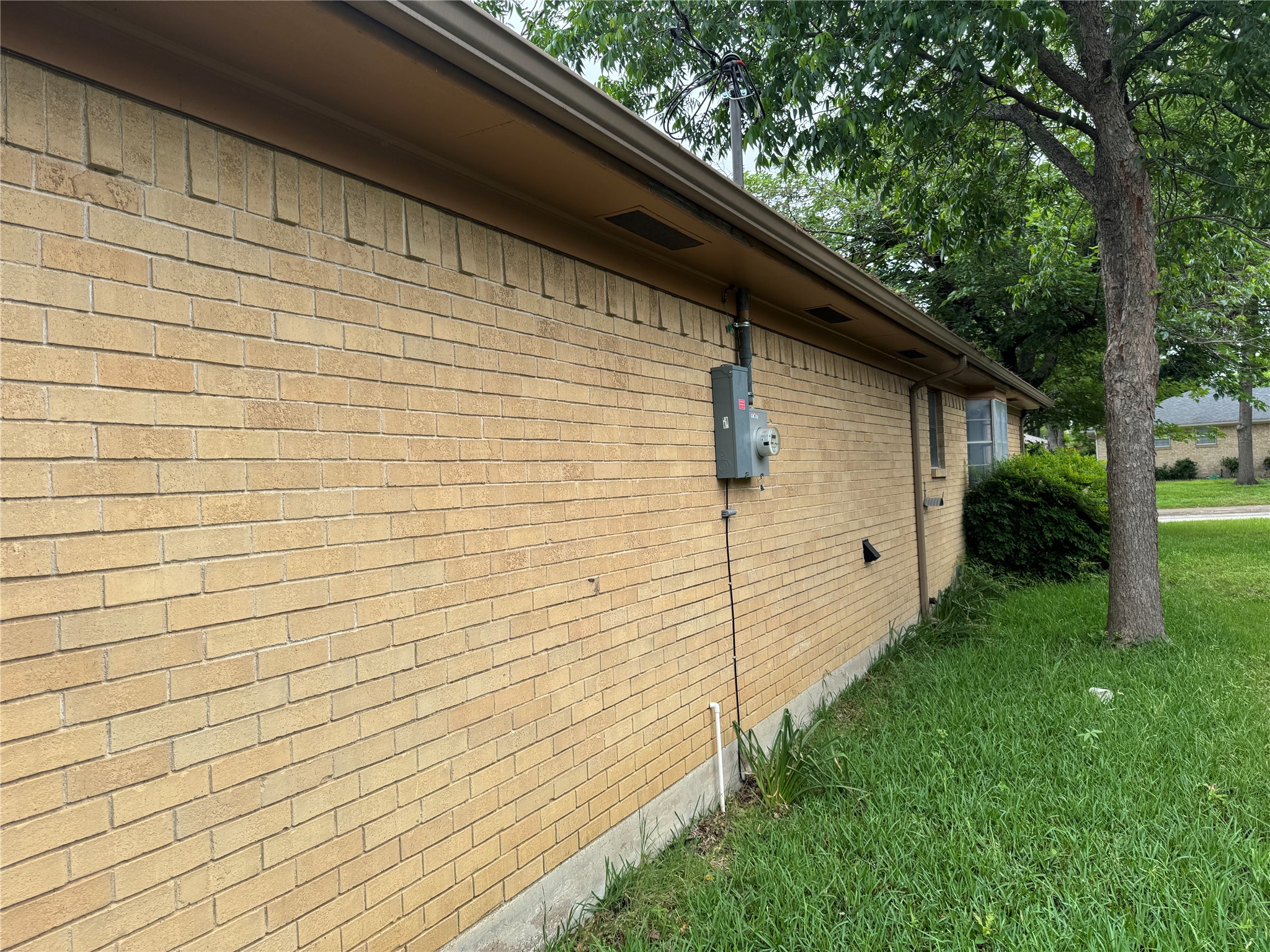 2235 Babalos Lane Dallas TX 75228