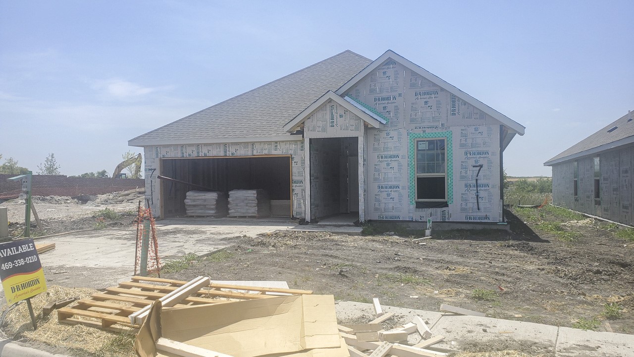 711 Philadelphia Street Fate TX 75189