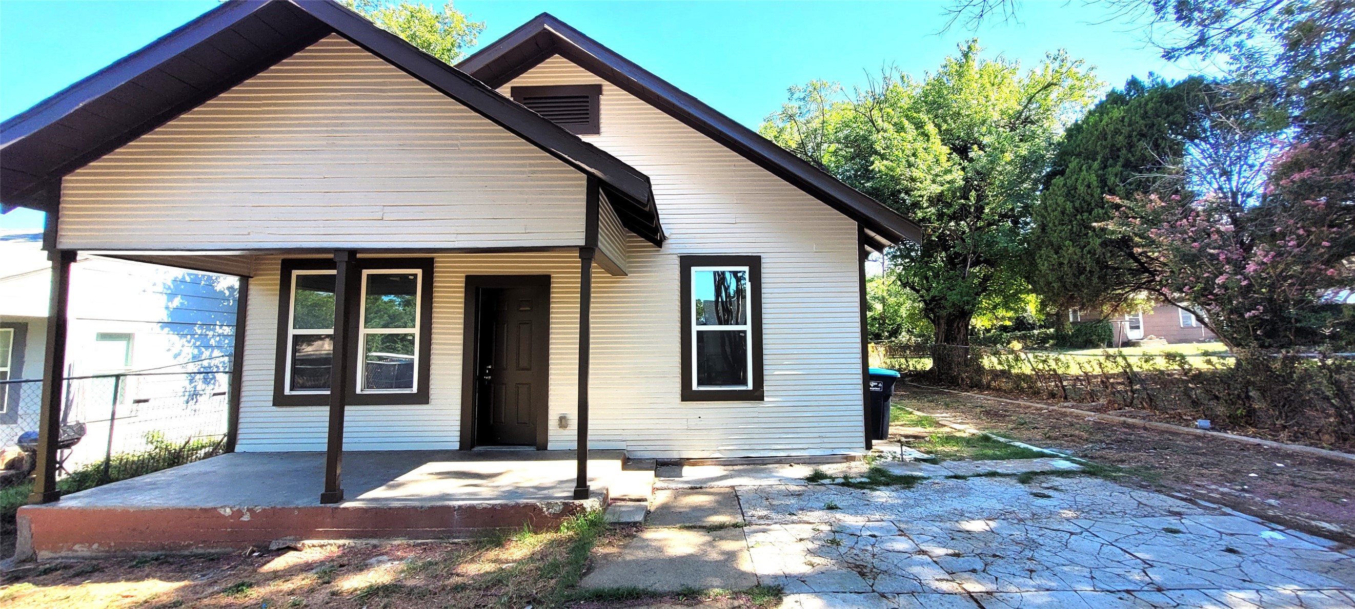 2613 Avenue H Fort Worth TX 76105