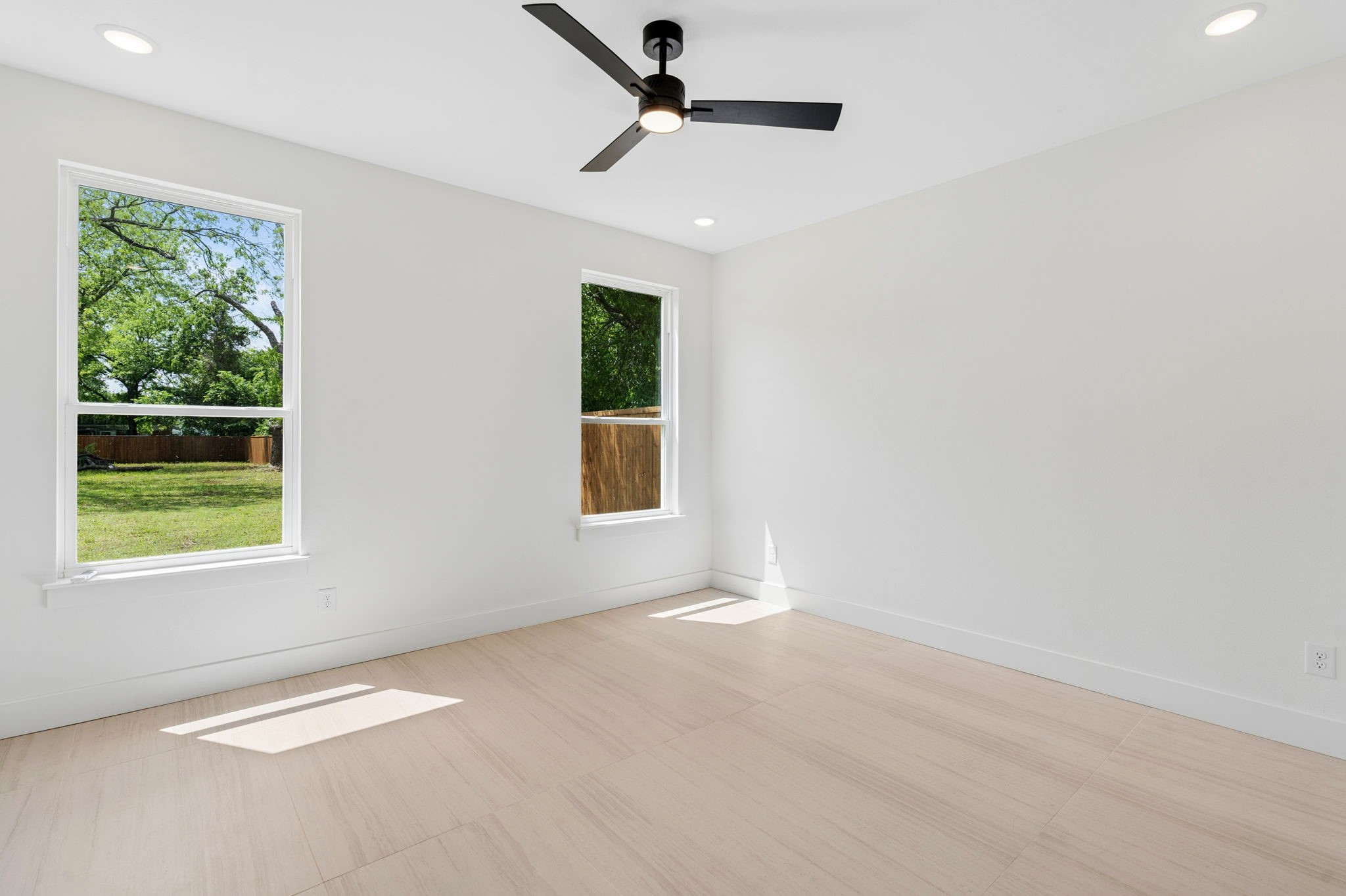 416 S Elm Street Sherman TX 75090