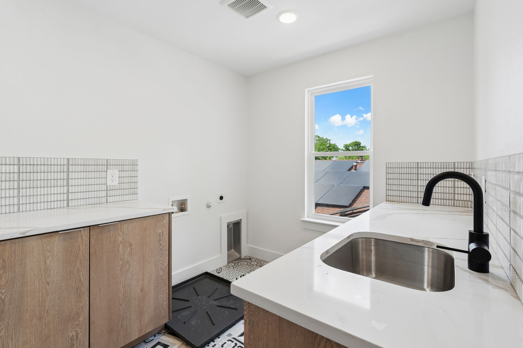 416 S Elm Street Sherman TX 75090