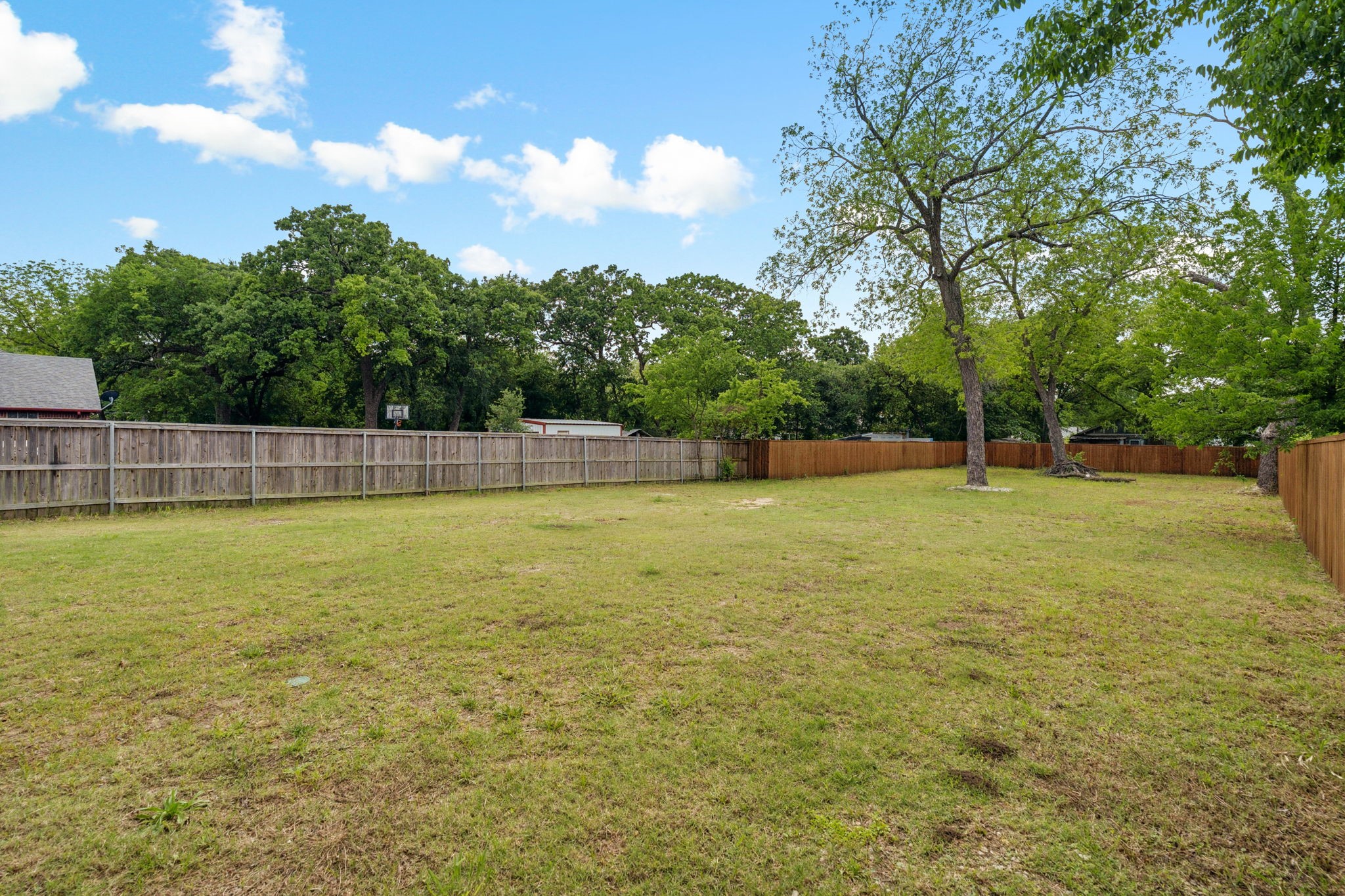 416 S Elm Street Sherman TX 75090