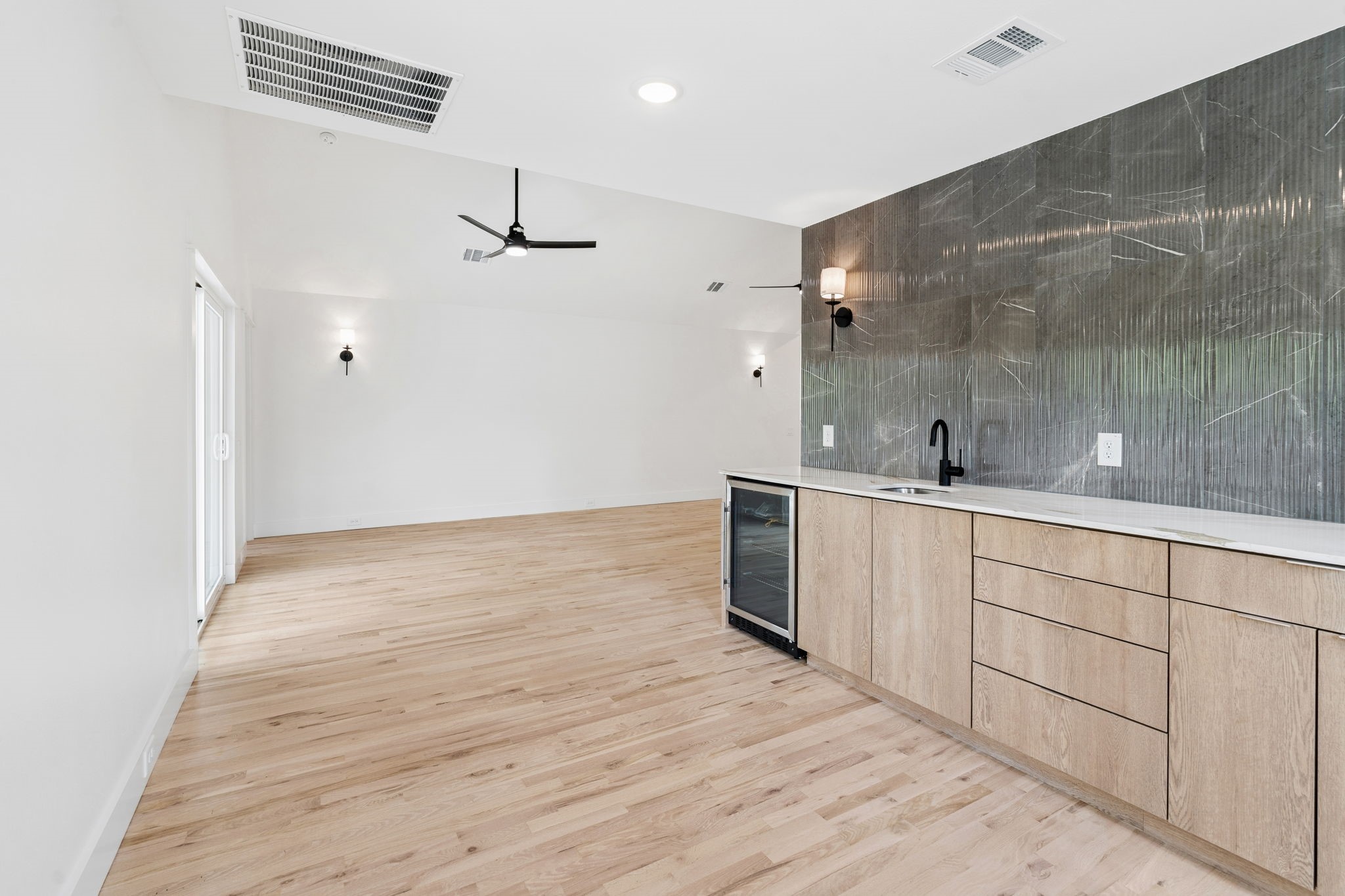416 S Elm Street Sherman TX 75090