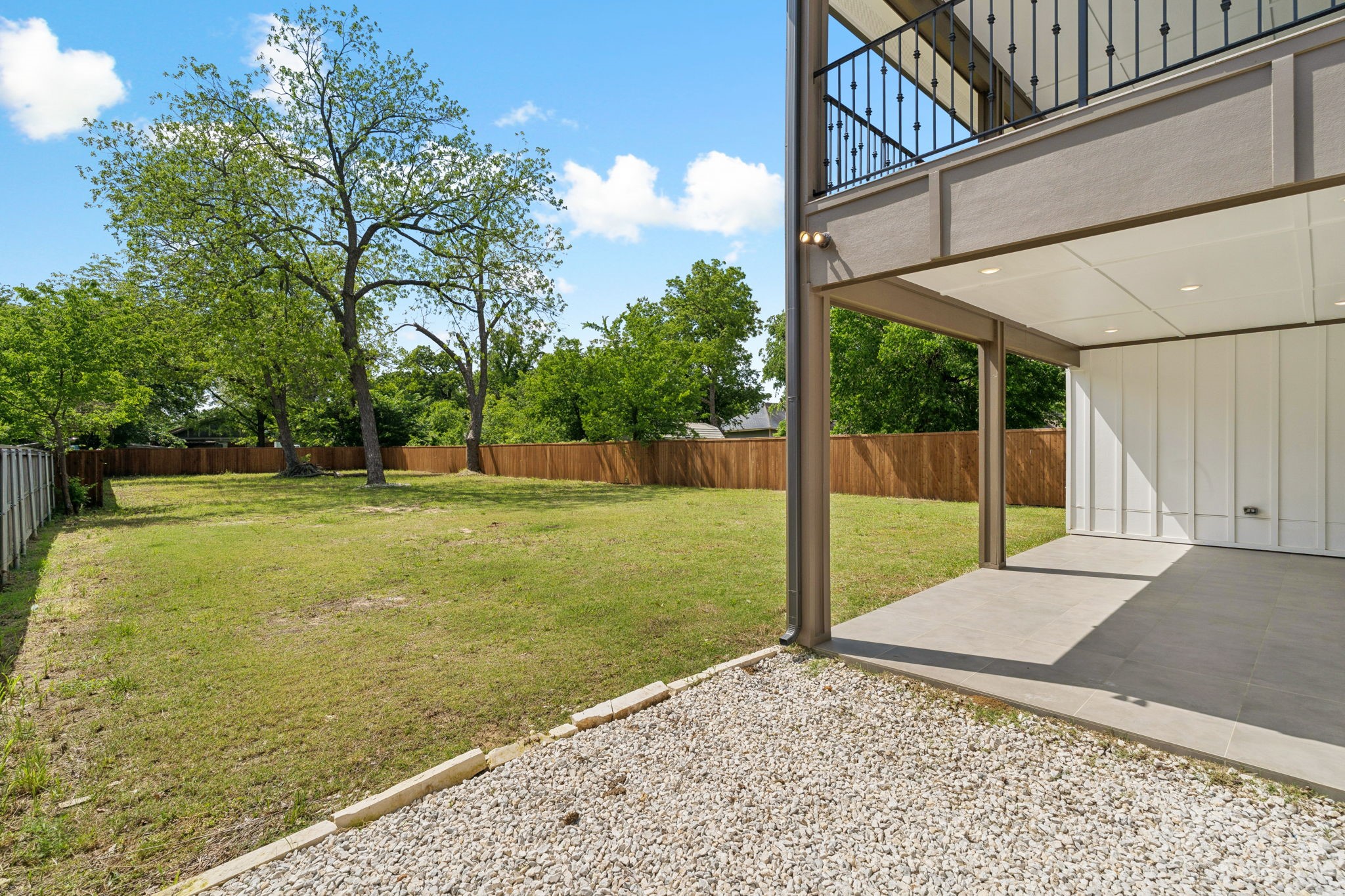 416 S Elm Street Sherman TX 75090