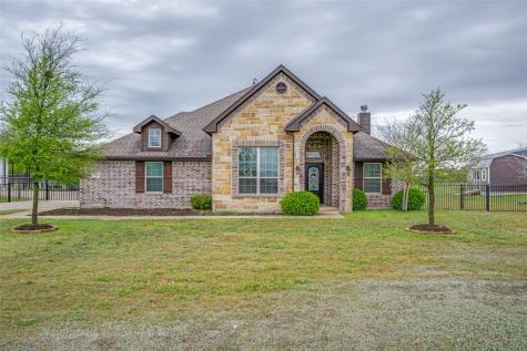 104 County Road 4223 Decatur TX 76234